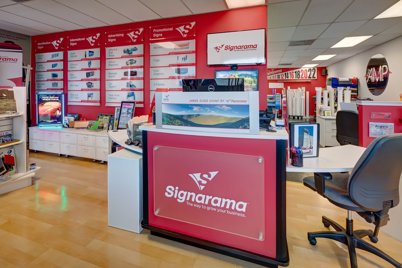 Signarama provides digital printing, custom signage and large format graphics.
